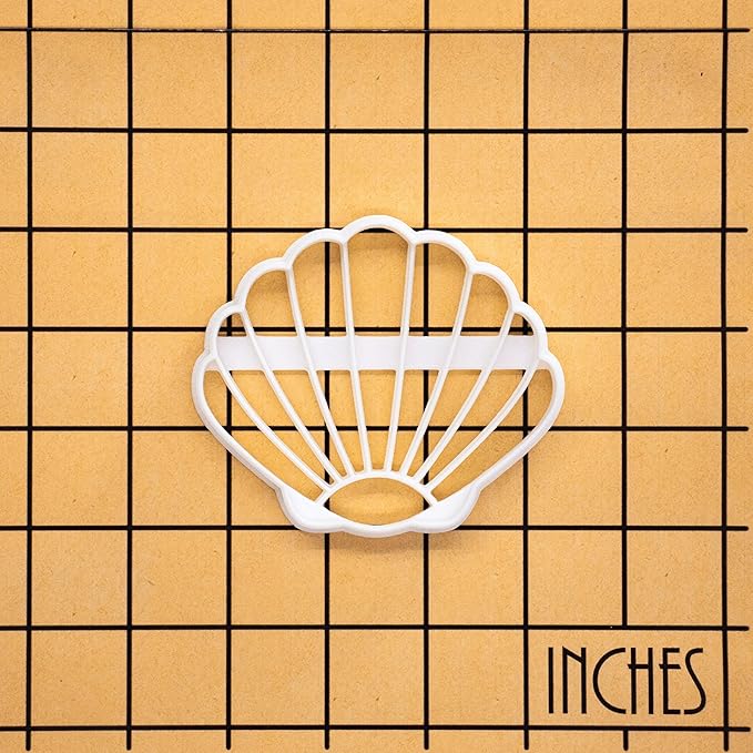 BAKERLOGY Scallop Shell Cookie Cutter - Bake Nautical Beach Treats - Detailed Biscuit Cutter Design for Baking and Crafts, ideal on fondant, dough, clay