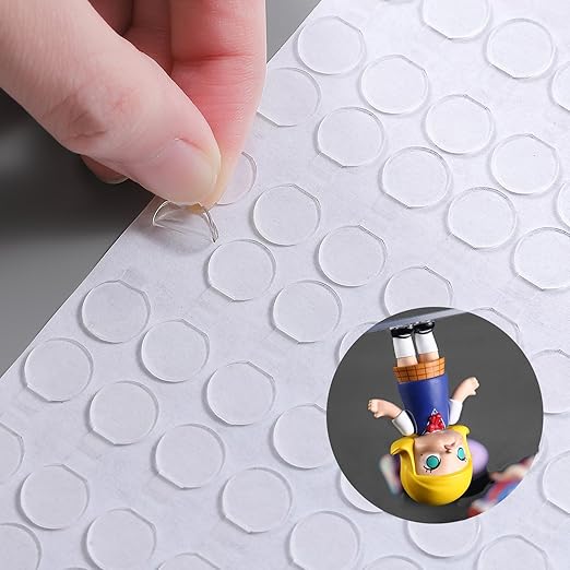 Adhesive Stick dots Two-Sided Sided Mounting Putty Stick Tack for Wall Hanging Crafts Balloons Festival Party Decorations,Clean Removable(0.79"*0.79"-660)