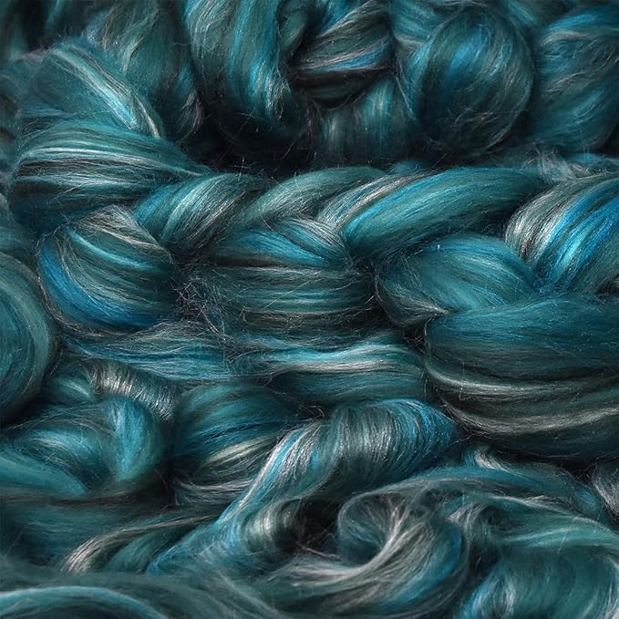Merino Silk Luxe Tonal Designer Blend. Superfine Merino, Mulberry Silk, Tussah Silk. Top Roving for Spinning or Felting. Meadow Mist 1oz