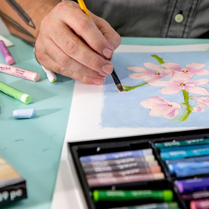 Mont Marte Extra Soft Oil Pastels Natural Hues Premium 26pc, Assorted Natural Colors, Vibrant and Buttery, Versatile Art Pastels for Blending, layering & Shading, Ideal for Coloring and Sketching