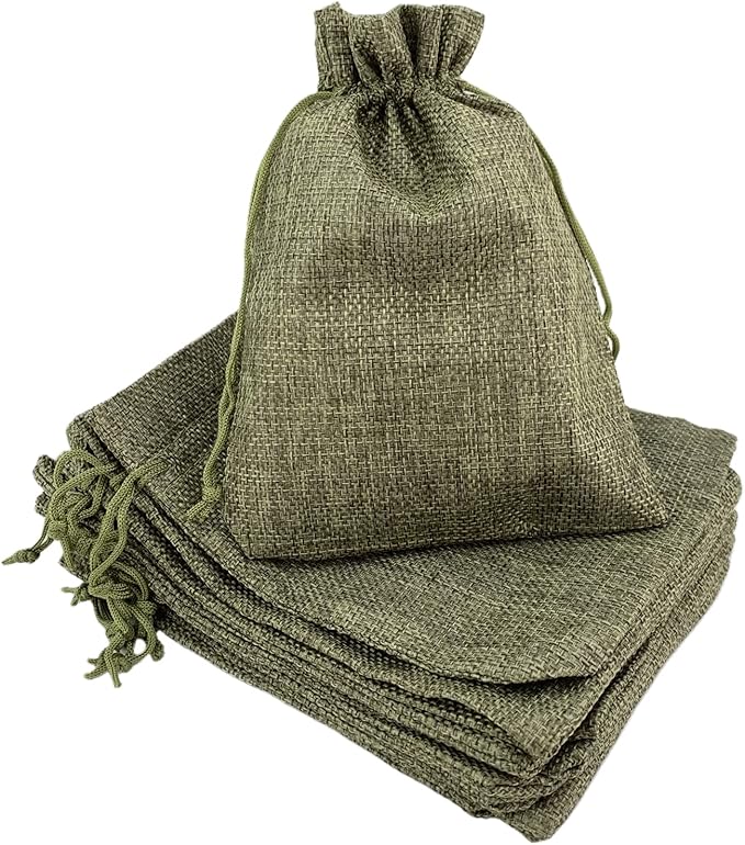 Palmhomee Pack of 25 Burlap Gift Bags with Drawstring Linen Jewelry Pouches Wedding Hessian Jute Bags for Birthday and Treat Pouches Party Wedding Favors Gift (6x8 Inch, Moss Green)