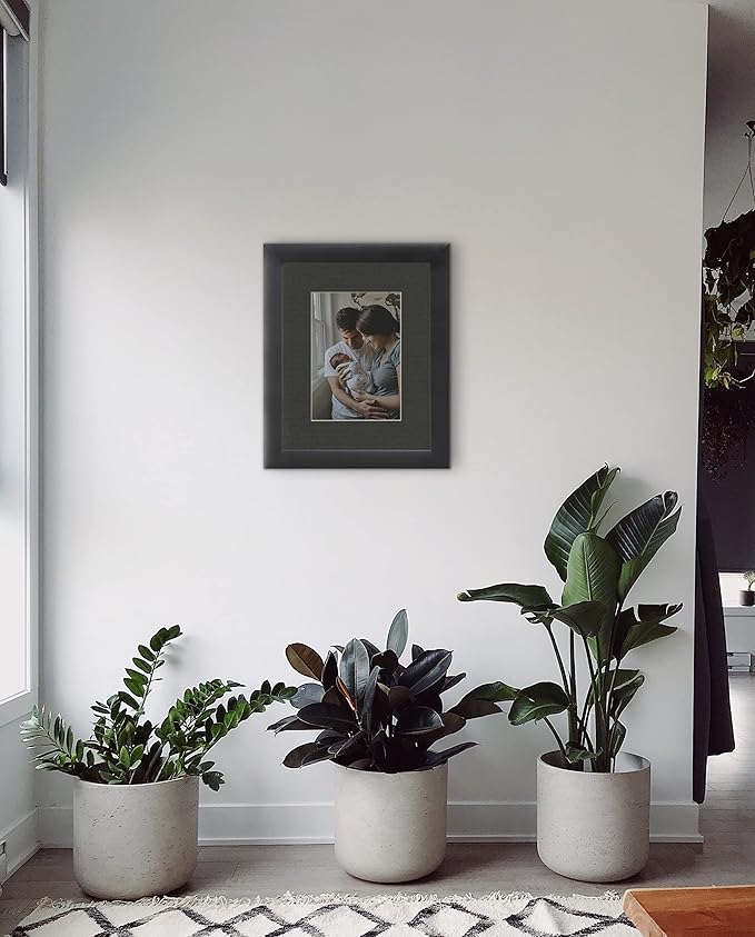 Craig Frames B404 Pre-cut Mat Board for 20x28 Print, 24x32, Textured Black