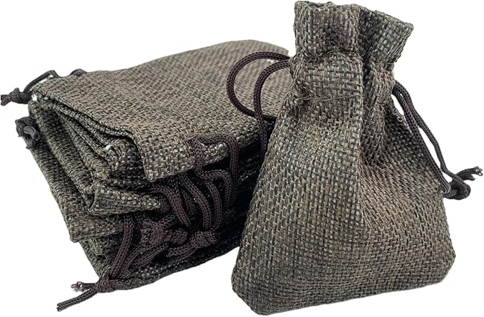 Palmhomee Pack of 25 Burlap Gift Bags with Drawstring Linen Jewelry Pouches Wedding Hessian Jute Bags for Birthday and Treat Pouches Party Wedding Favors Gift (2.8x3.6 Inch, Coffee)