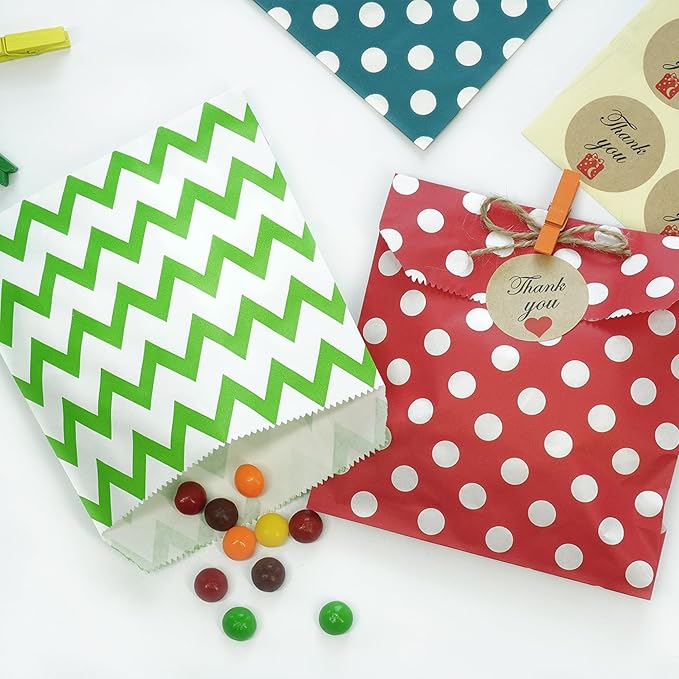 KEYYOOMY 200 Pcs Red Candy Buffet Bags - Small Polka Dot Paper Treat Bags for Wedding Birthday Party (5 inch x 7 inch)