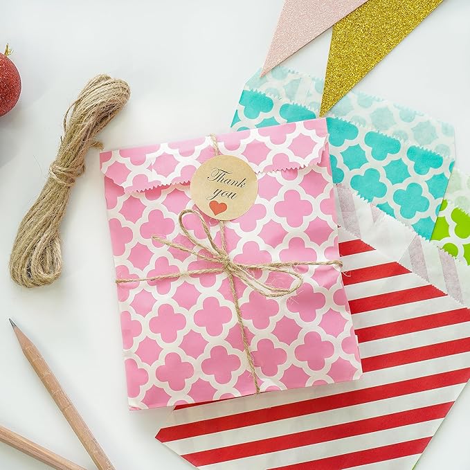 KEYYOOMY 100 Pcs Orange Candy Buffet Bags Small Cookie Bags Polka Dot Paper Treat Bag for Wedding Birthday Party (5 inch x 7 inch)